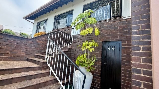3 Bedroom Property for Sale in Uvongo KwaZulu-Natal