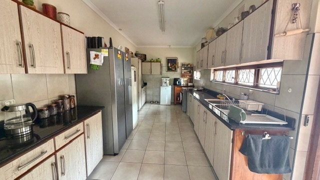 3 Bedroom Property for Sale in Uvongo KwaZulu-Natal