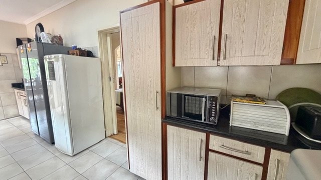 3 Bedroom Property for Sale in Uvongo KwaZulu-Natal
