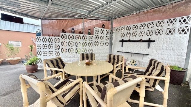 3 Bedroom Property for Sale in Uvongo KwaZulu-Natal