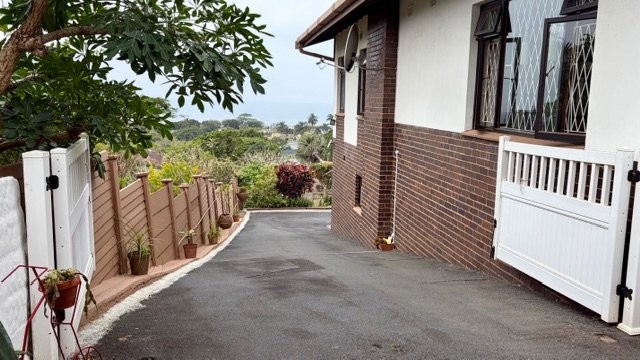 3 Bedroom Property for Sale in Uvongo KwaZulu-Natal