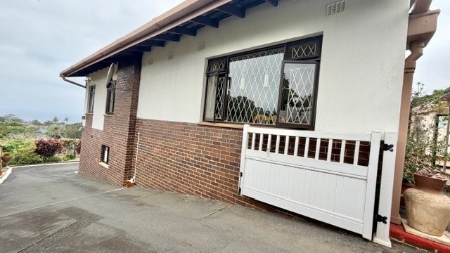3 Bedroom Property for Sale in Uvongo KwaZulu-Natal