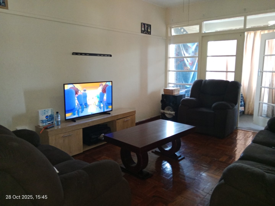 1 Bedroom Property for Sale in Scottsville KwaZulu-Natal