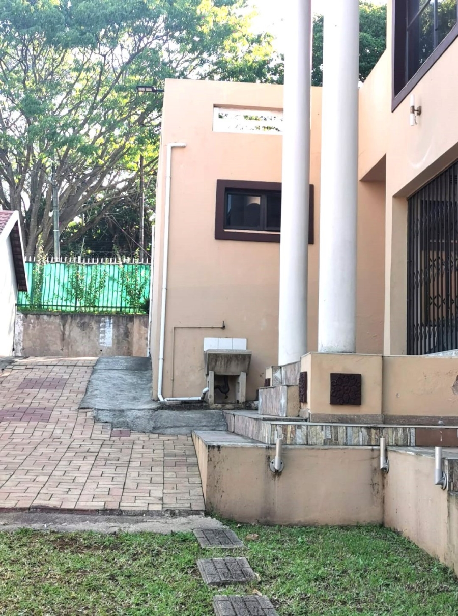 To Let 1 Bedroom Property for Rent in Dawncliffe KwaZulu-Natal