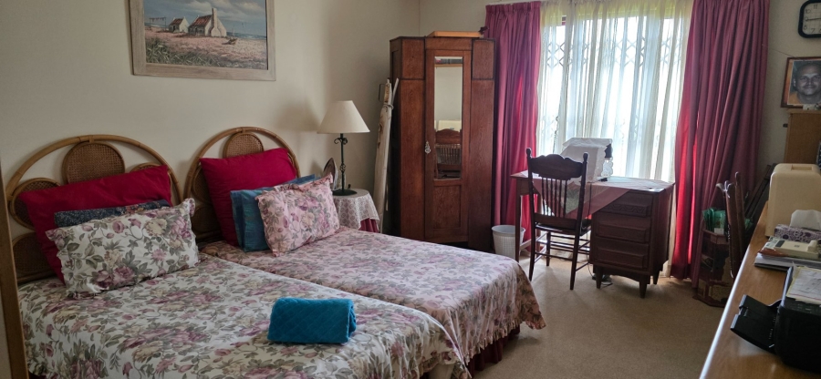 3 Bedroom Property for Sale in Umtentweni KwaZulu-Natal