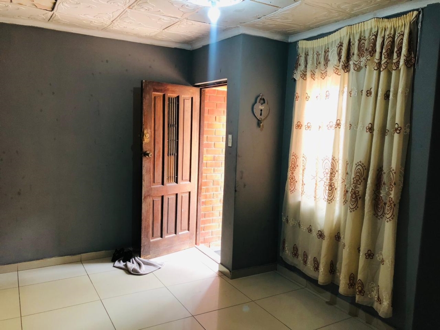 3 Bedroom Property for Sale in Pineview KwaZulu-Natal