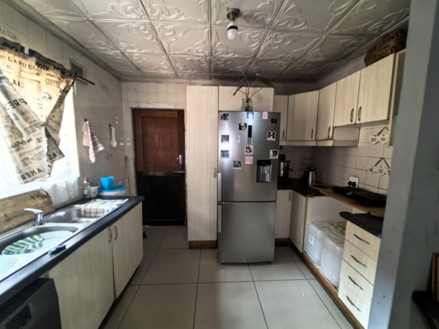 3 Bedroom Property for Sale in Pineview KwaZulu-Natal