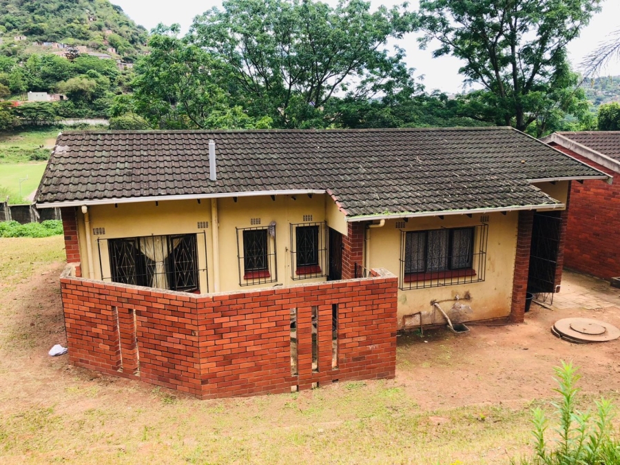 3 Bedroom Property for Sale in Pineview KwaZulu-Natal