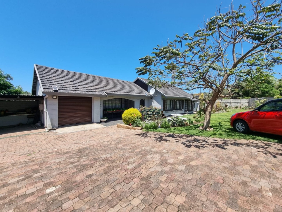 3 Bedroom Property for Sale in Southport KwaZulu-Natal