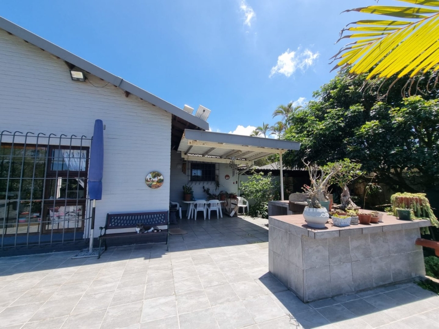 3 Bedroom Property for Sale in Southport KwaZulu-Natal