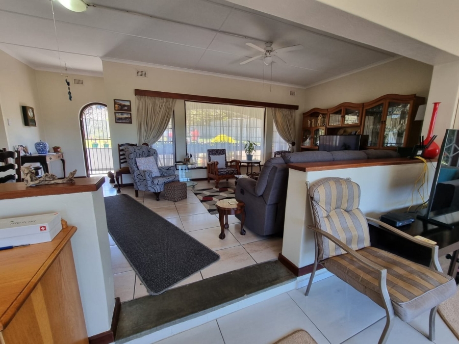 3 Bedroom Property for Sale in Southport KwaZulu-Natal