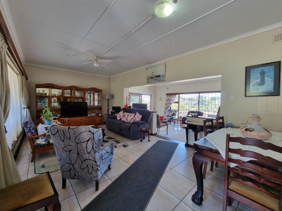 3 Bedroom Property for Sale in Southport KwaZulu-Natal