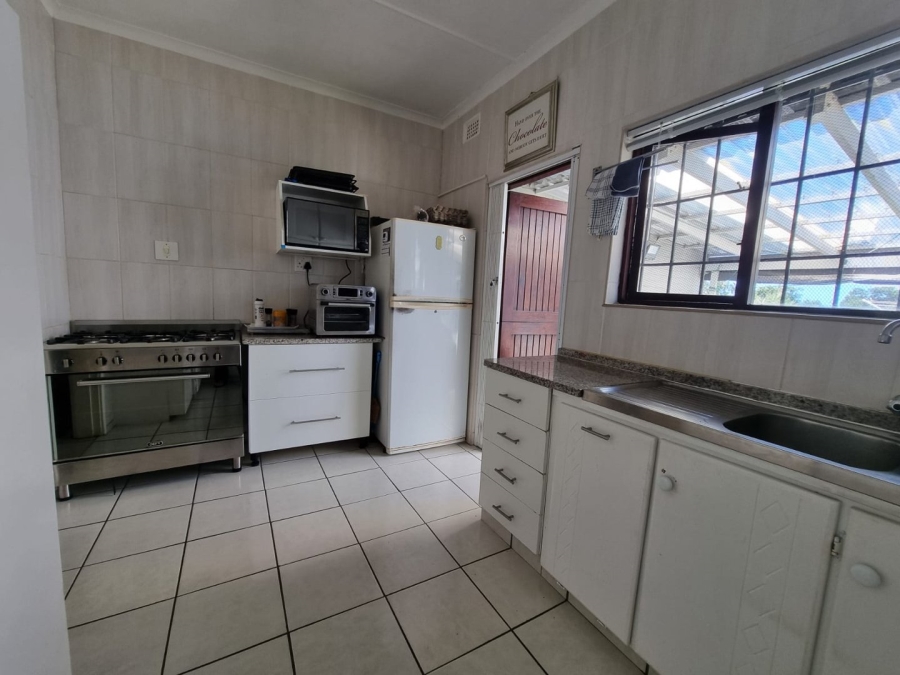 3 Bedroom Property for Sale in Southport KwaZulu-Natal