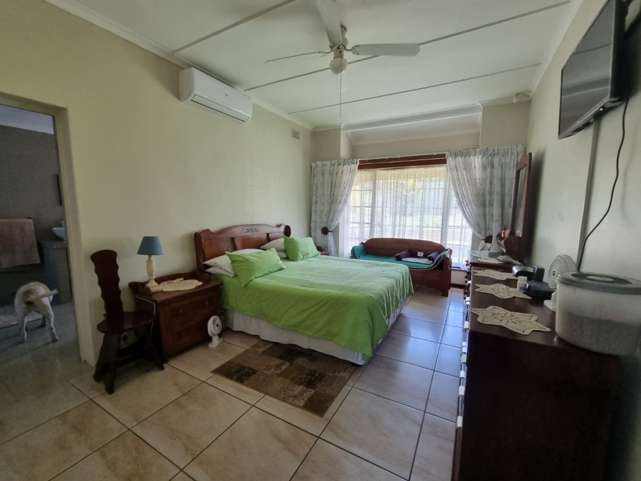 3 Bedroom Property for Sale in Southport KwaZulu-Natal