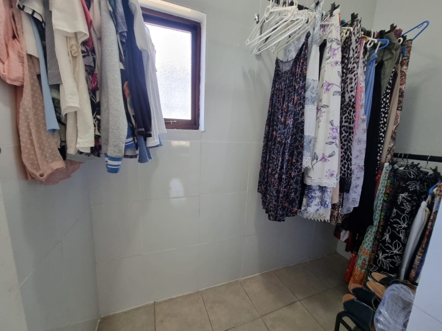 3 Bedroom Property for Sale in Southport KwaZulu-Natal