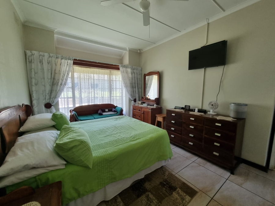 3 Bedroom Property for Sale in Southport KwaZulu-Natal