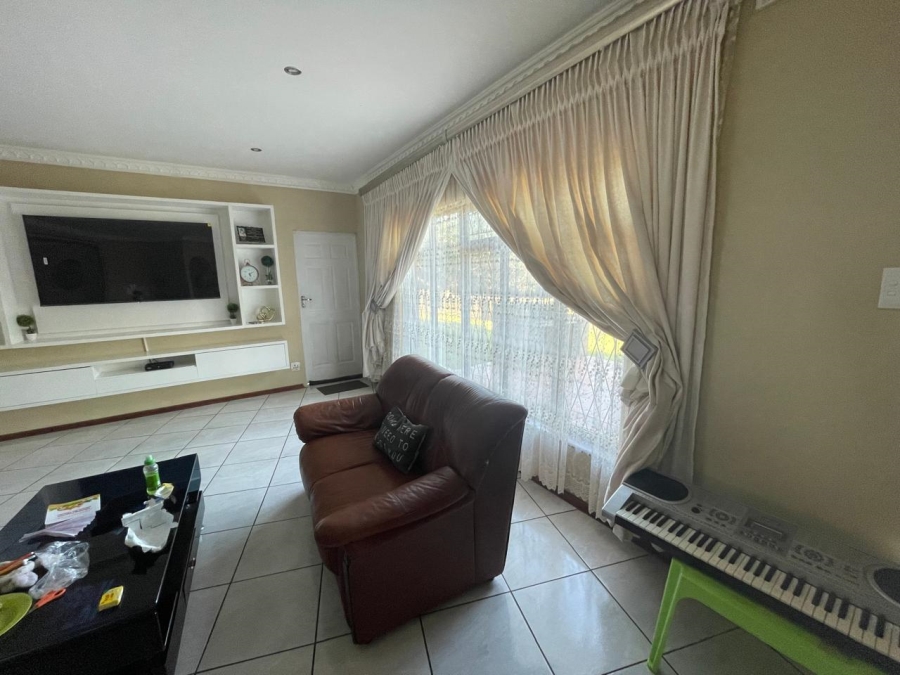 4 Bedroom Property for Sale in Sunwich Port KwaZulu-Natal