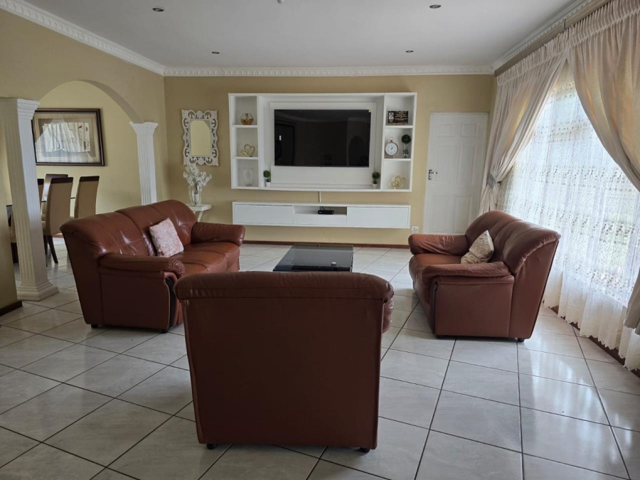 4 Bedroom Property for Sale in Sunwich Port KwaZulu-Natal