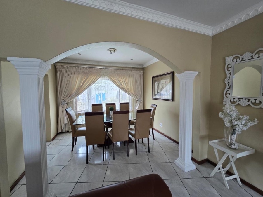 4 Bedroom Property for Sale in Sunwich Port KwaZulu-Natal
