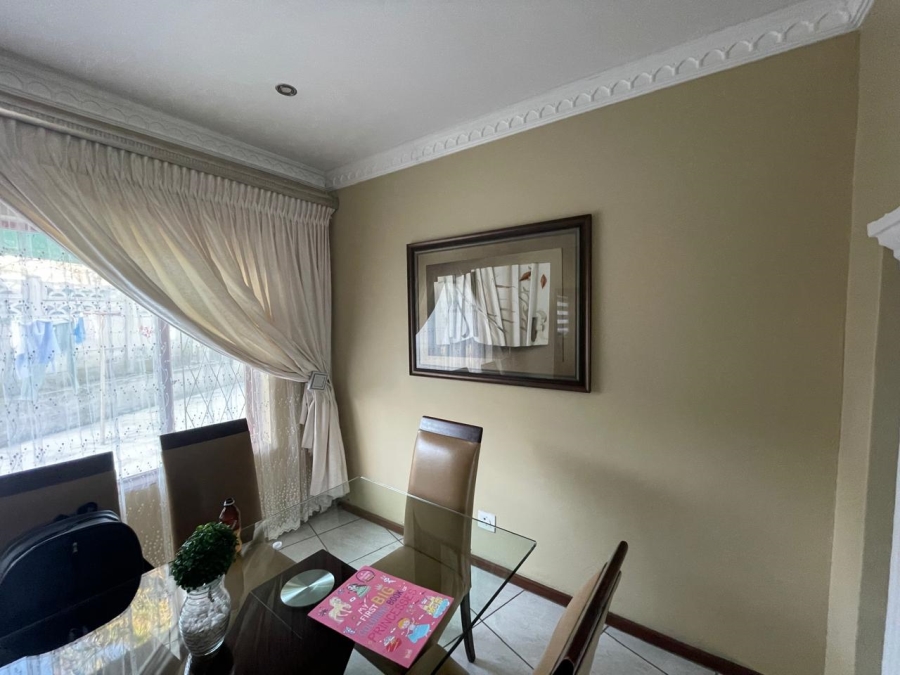 4 Bedroom Property for Sale in Sunwich Port KwaZulu-Natal