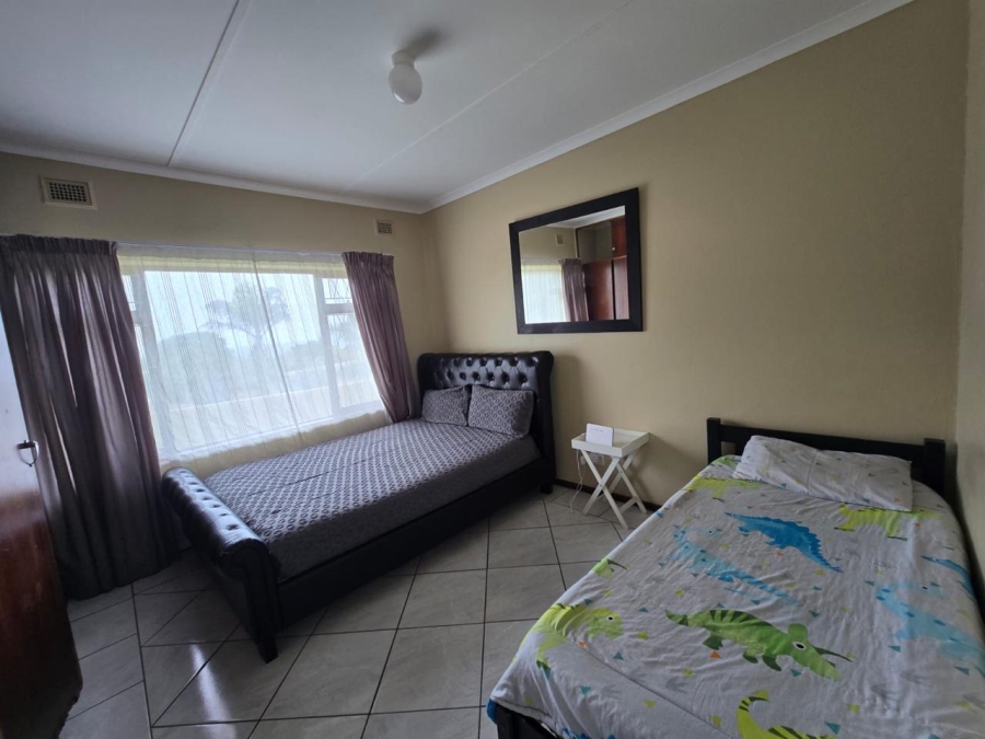 4 Bedroom Property for Sale in Sunwich Port KwaZulu-Natal