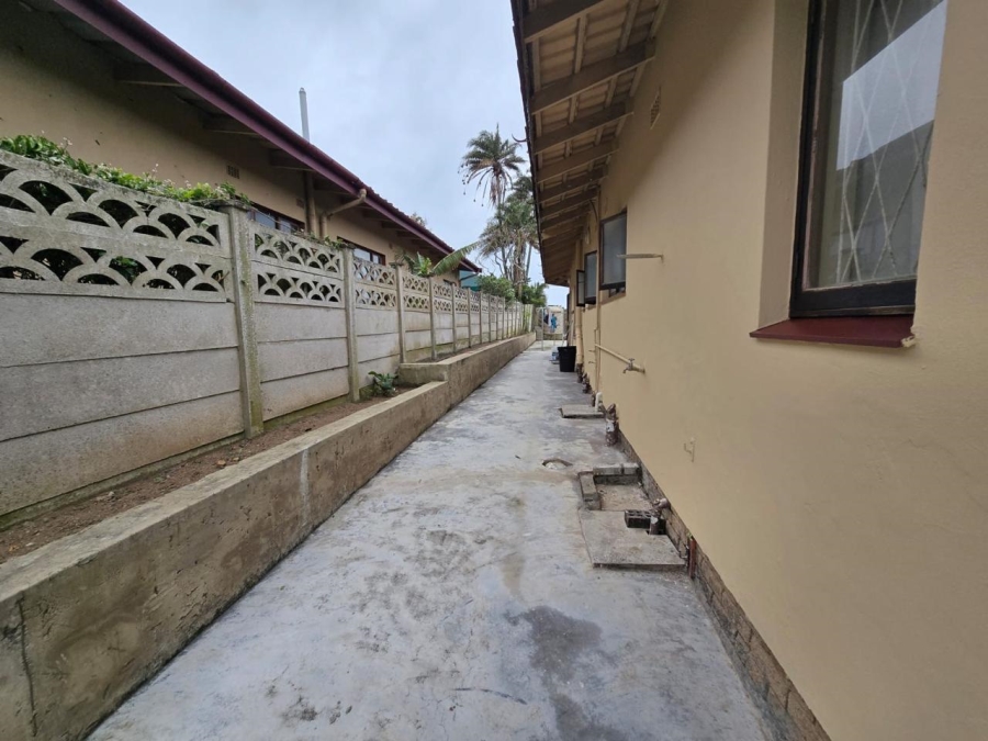 4 Bedroom Property for Sale in Sunwich Port KwaZulu-Natal