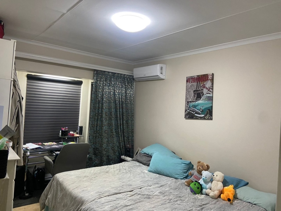 3 Bedroom Property for Sale in Lincoln Meade KwaZulu-Natal