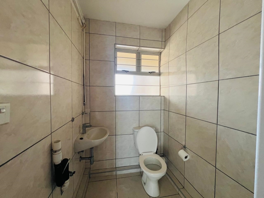 1 Bedroom Property for Sale in North Beach KwaZulu-Natal