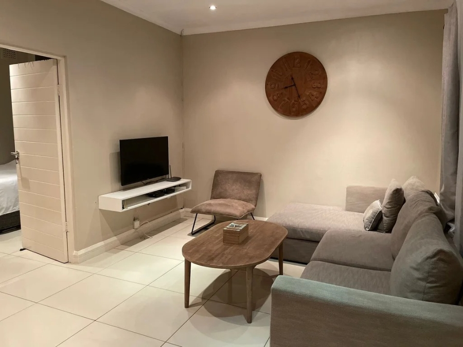 1 Bedroom Property for Sale in Essenwood KwaZulu-Natal