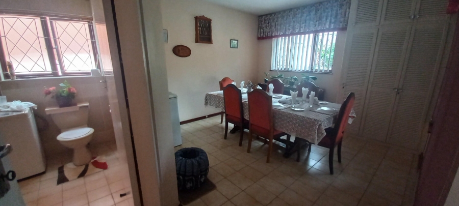 4 Bedroom Property for Sale in Oslo Beach KwaZulu-Natal