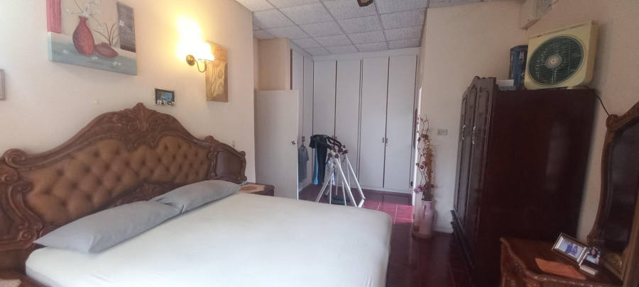 4 Bedroom Property for Sale in Oslo Beach KwaZulu-Natal