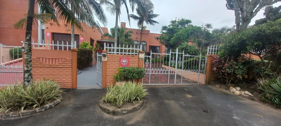 4 Bedroom Property for Sale in Oslo Beach KwaZulu-Natal
