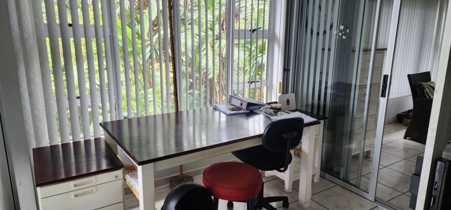 3 Bedroom Property for Sale in Marina Beach KwaZulu-Natal