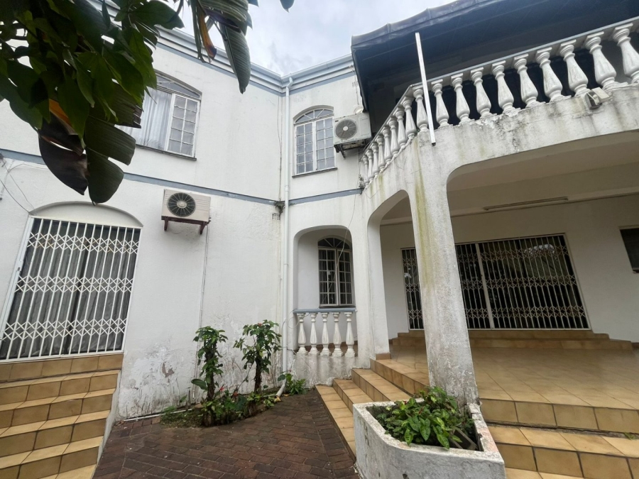 5 Bedroom Property for Sale in Reservoir Hills KwaZulu-Natal