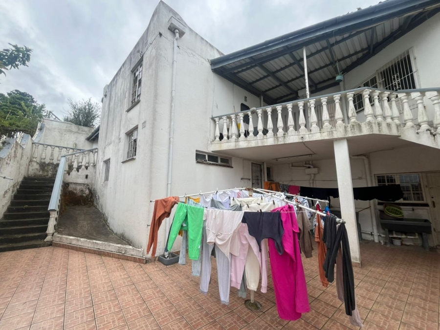 5 Bedroom Property for Sale in Reservoir Hills KwaZulu-Natal