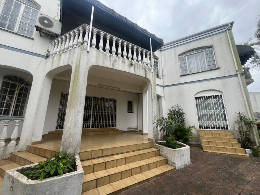 5 Bedroom Property for Sale in Reservoir Hills KwaZulu-Natal