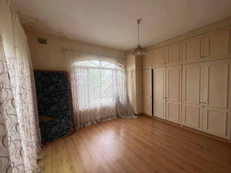 5 Bedroom Property for Sale in Reservoir Hills KwaZulu-Natal