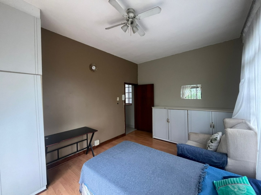 5 Bedroom Property for Sale in Reservoir Hills KwaZulu-Natal