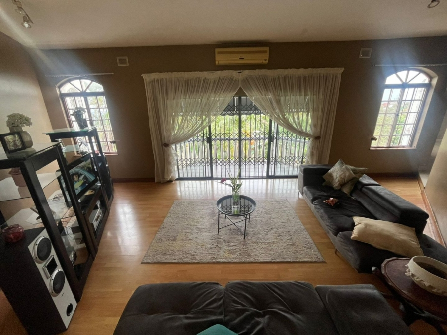 5 Bedroom Property for Sale in Reservoir Hills KwaZulu-Natal