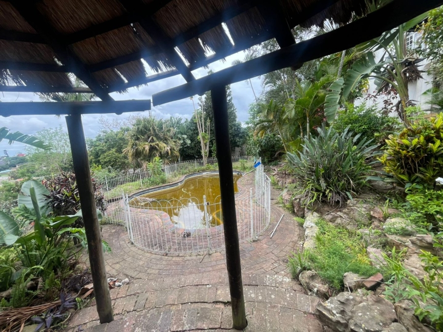 5 Bedroom Property for Sale in Reservoir Hills KwaZulu-Natal