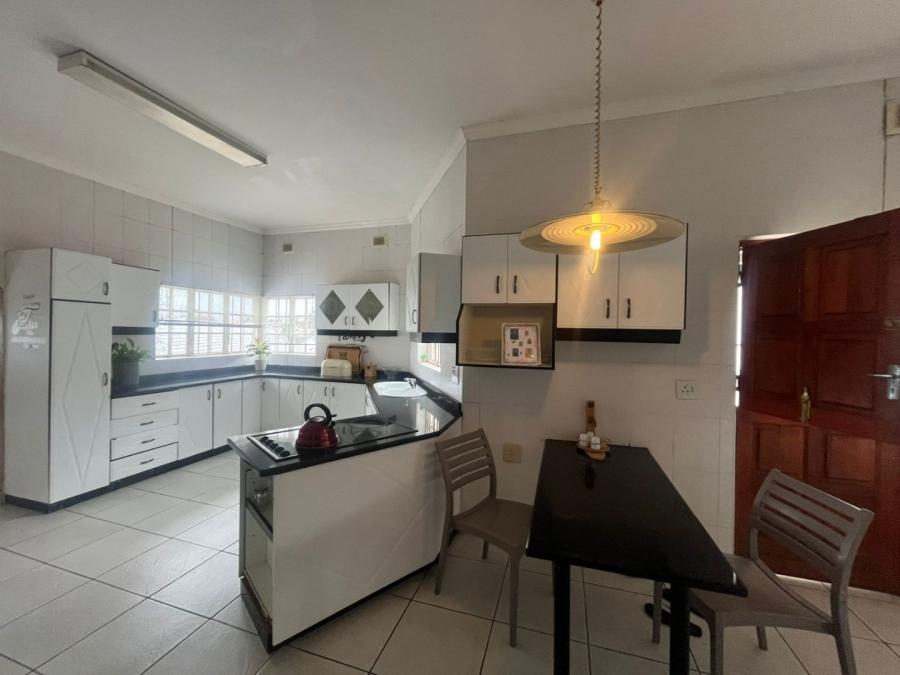 5 Bedroom Property for Sale in Reservoir Hills KwaZulu-Natal