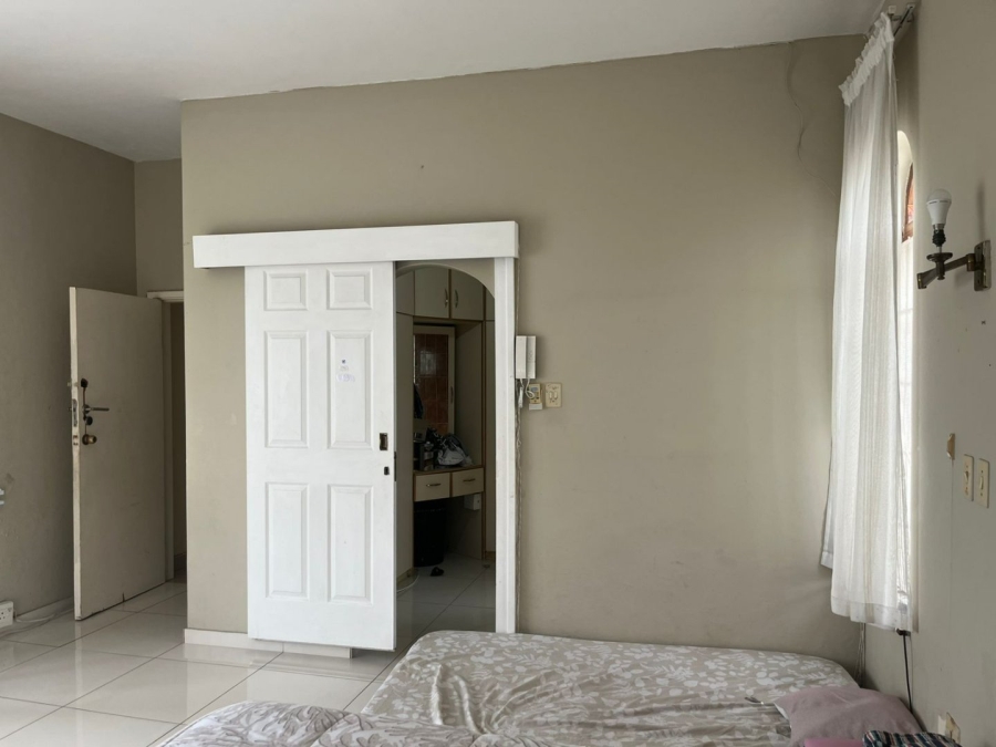 5 Bedroom Property for Sale in Reservoir Hills KwaZulu-Natal