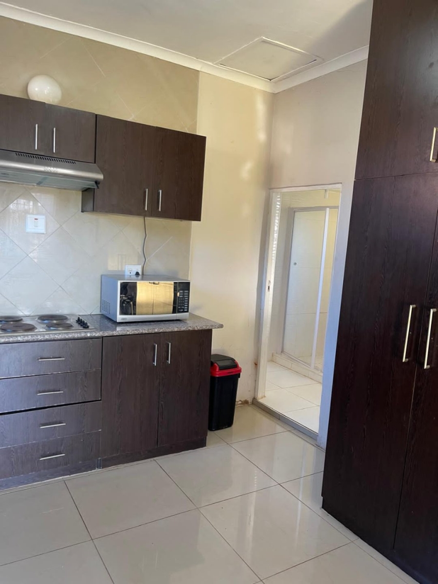 To Let 1 Bedroom Property for Rent in Bluff KwaZulu-Natal