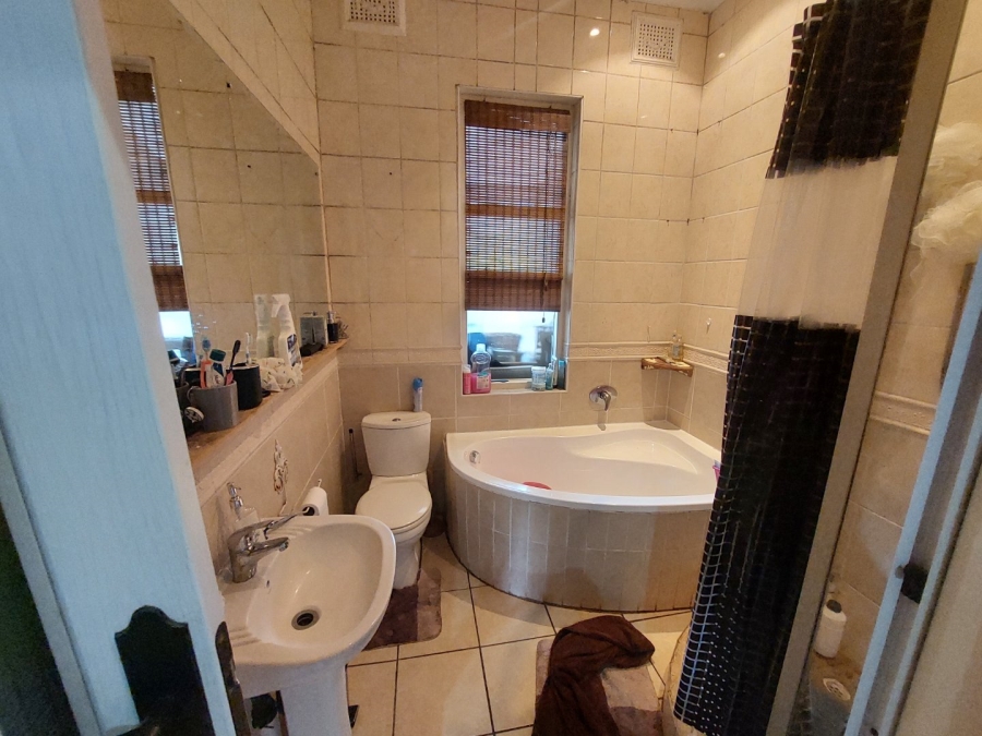 3 Bedroom Property for Sale in Umbilo KwaZulu-Natal