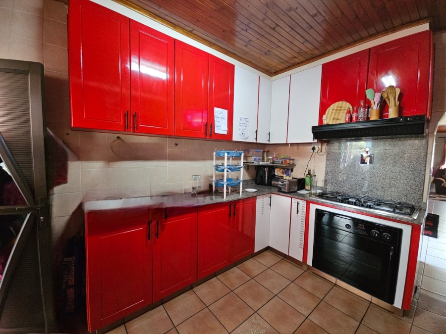 3 Bedroom Property for Sale in Sunset View KwaZulu-Natal
