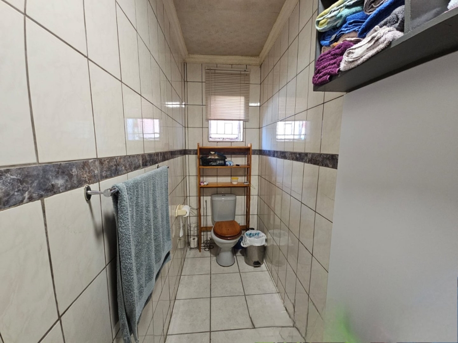 3 Bedroom Property for Sale in Sunset View KwaZulu-Natal