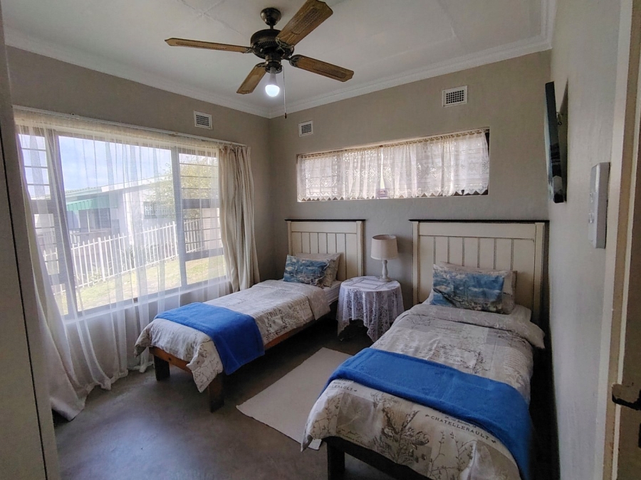2 Bedroom Property for Sale in St Michaels On Sea KwaZulu-Natal