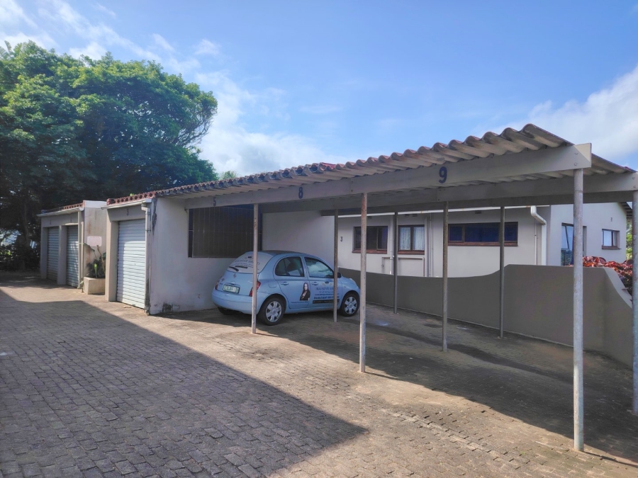 2 Bedroom Property for Sale in St Michaels On Sea KwaZulu-Natal
