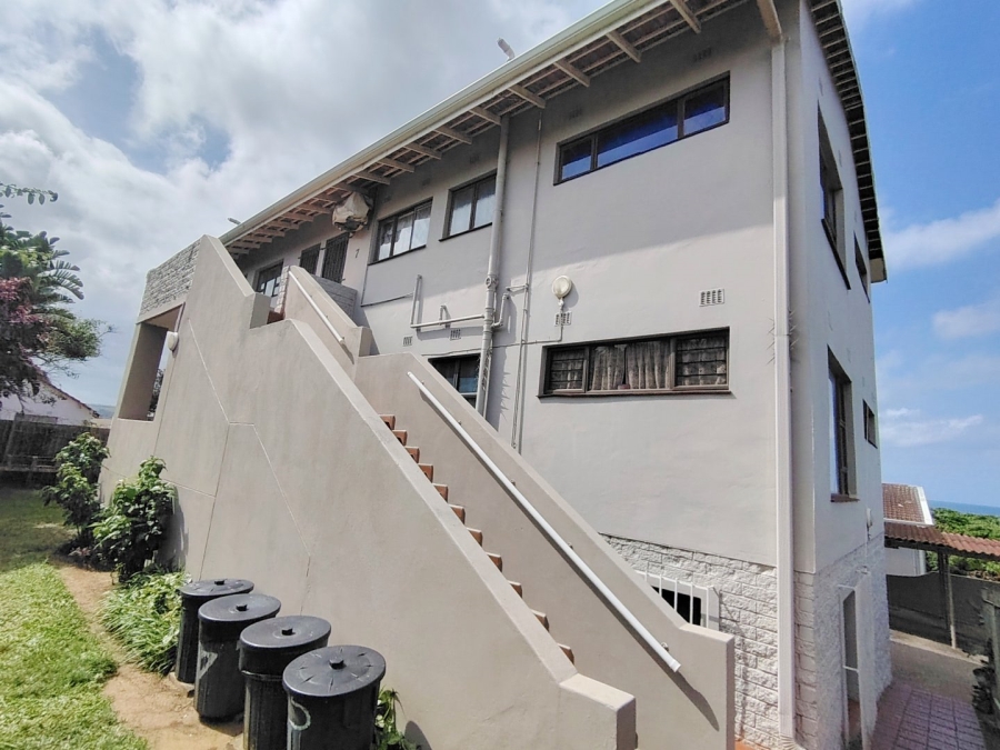 2 Bedroom Property for Sale in St Michaels On Sea KwaZulu-Natal