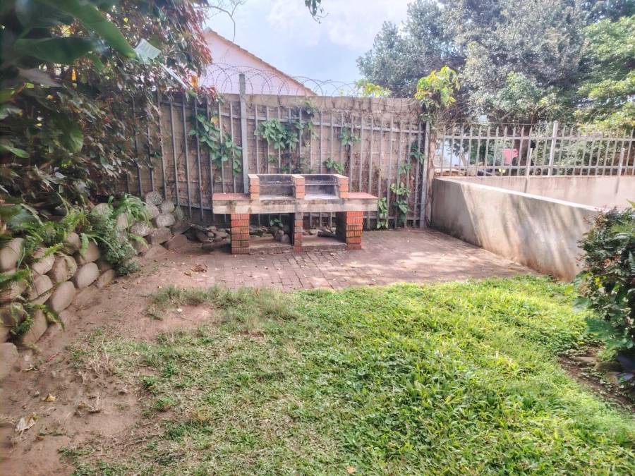 2 Bedroom Property for Sale in St Michaels On Sea KwaZulu-Natal